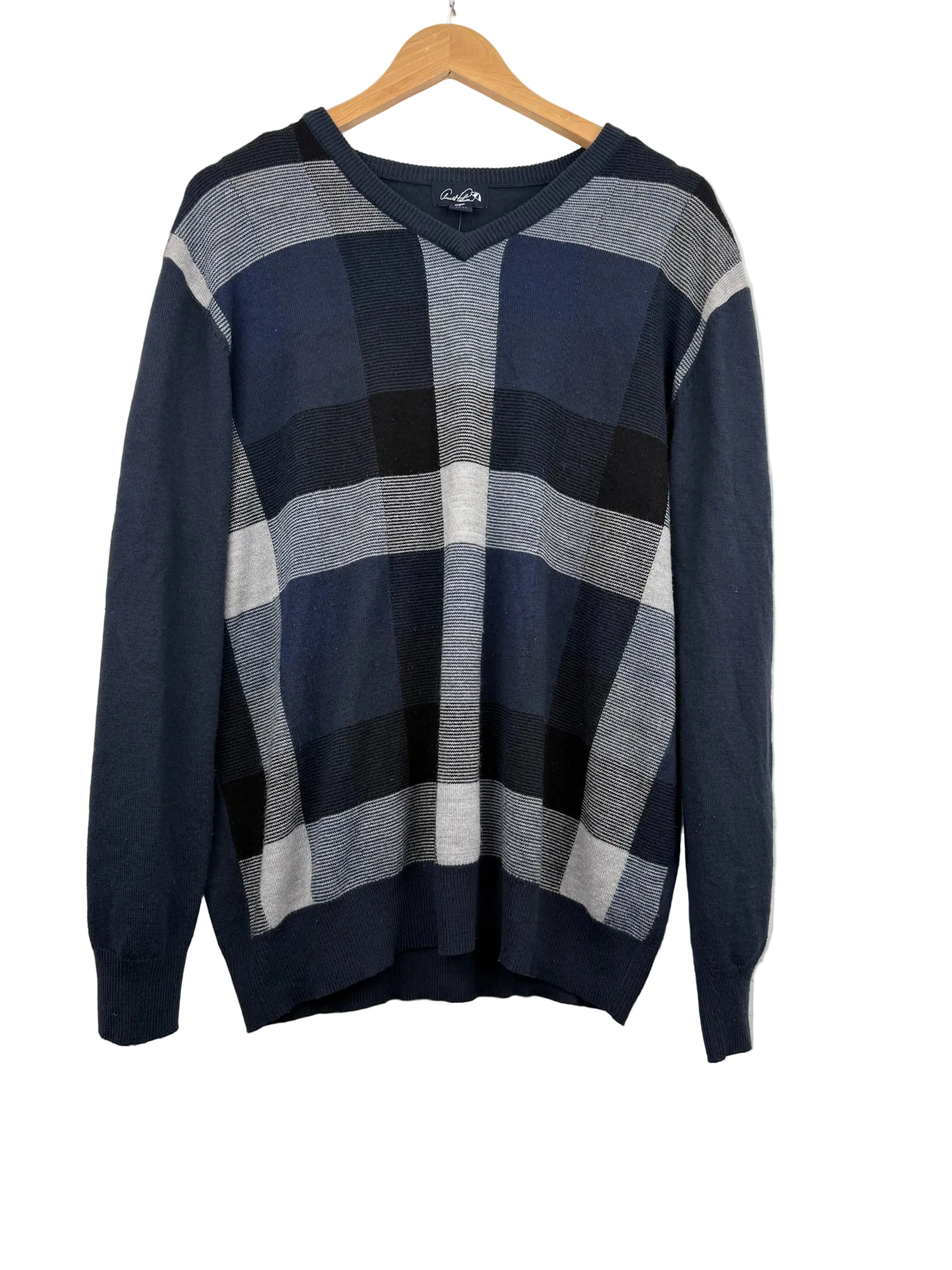 11-104-CH Navy V-Neck Check Pattern Longsleeve Knit Sweater