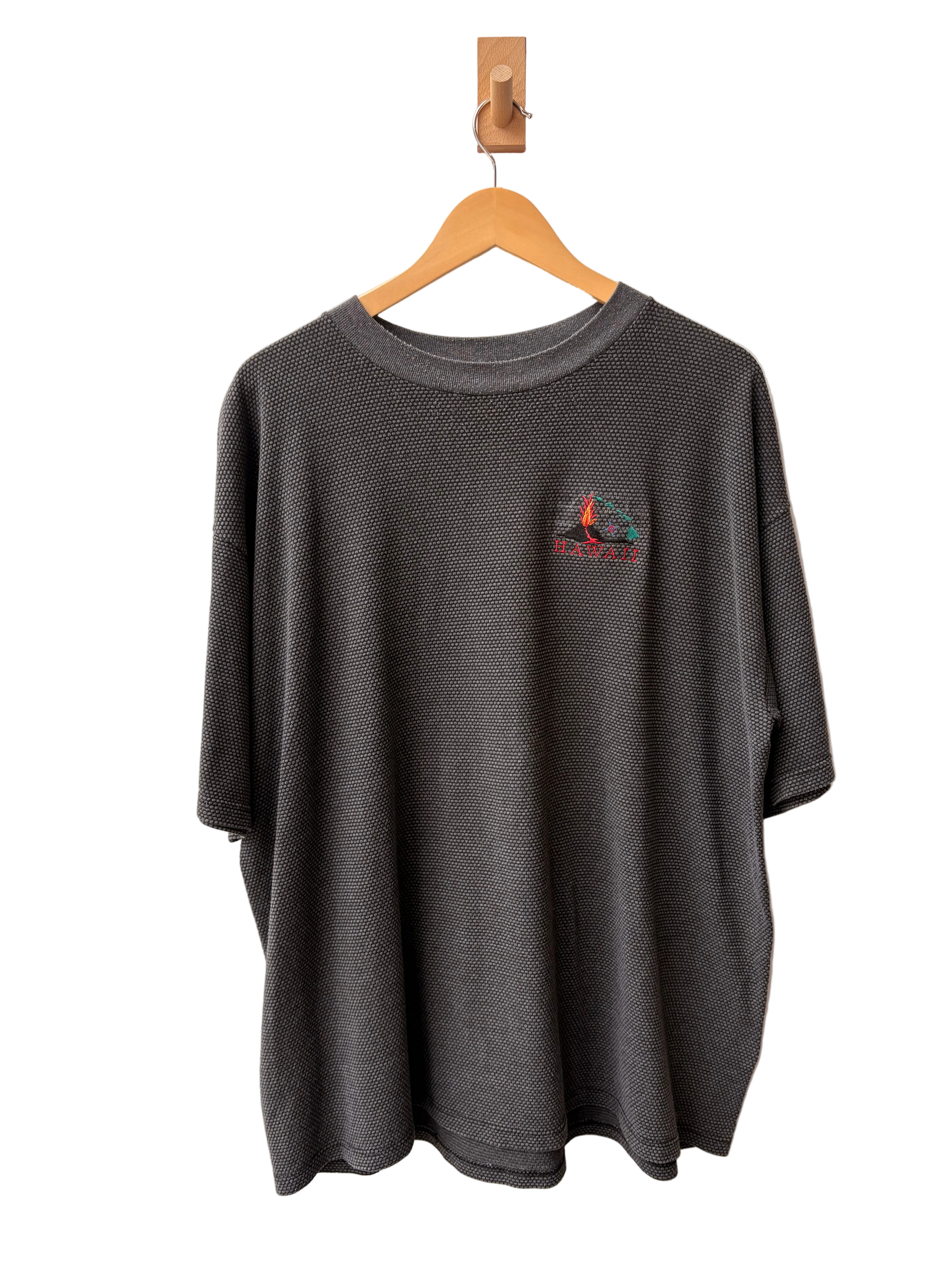 4A-105-CHTextured Hawaii Tee
