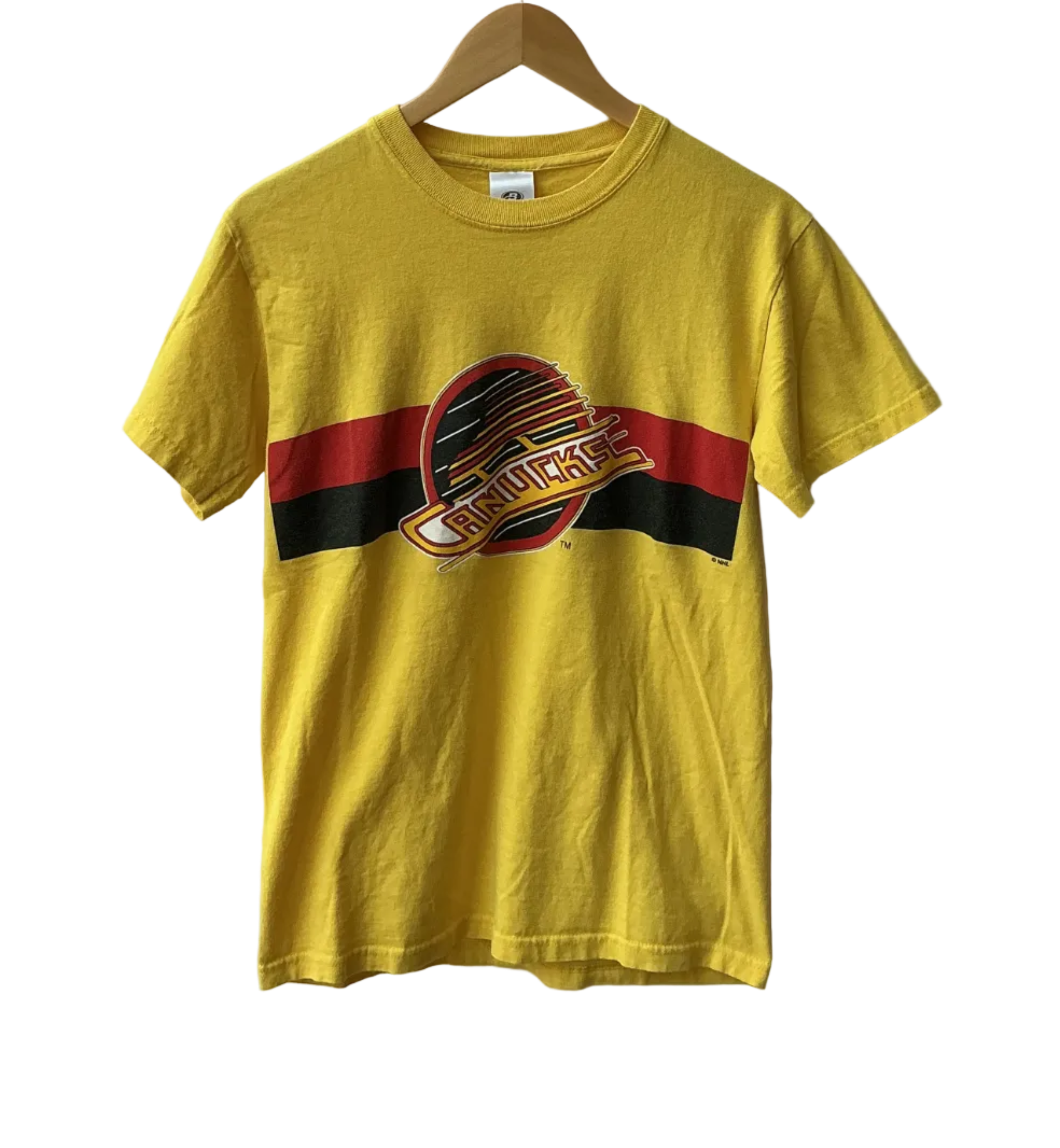 Club-175-Yellow vintage Canucks tee
