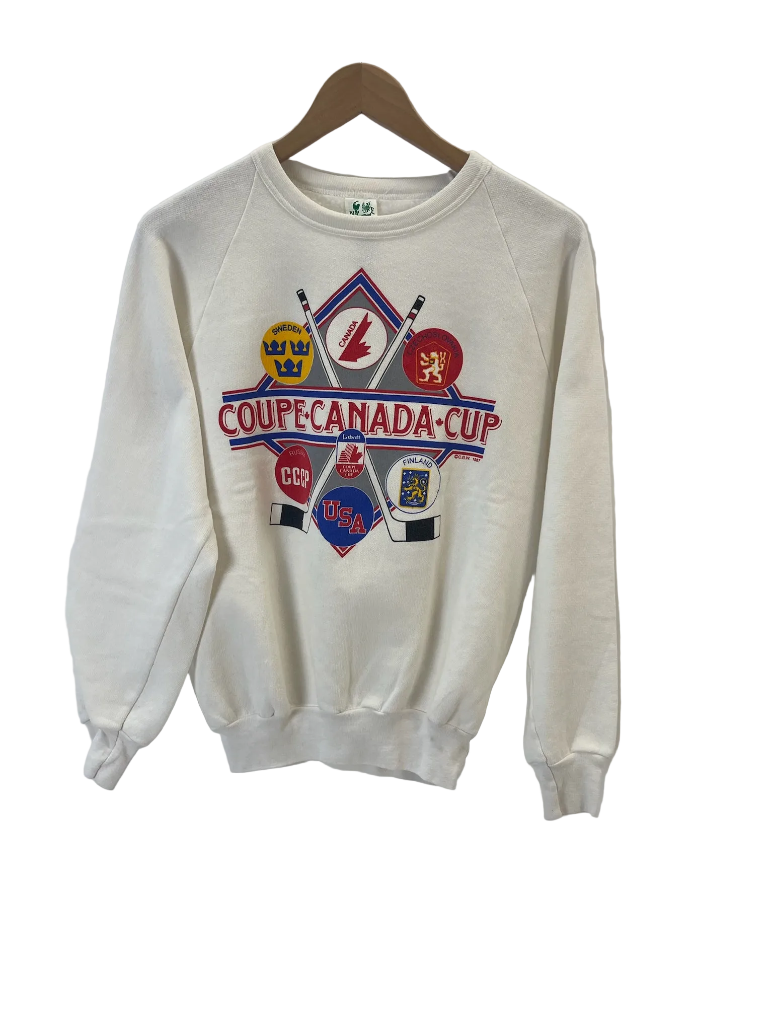 11-541-CH White Coupe Canada Club Crewneck