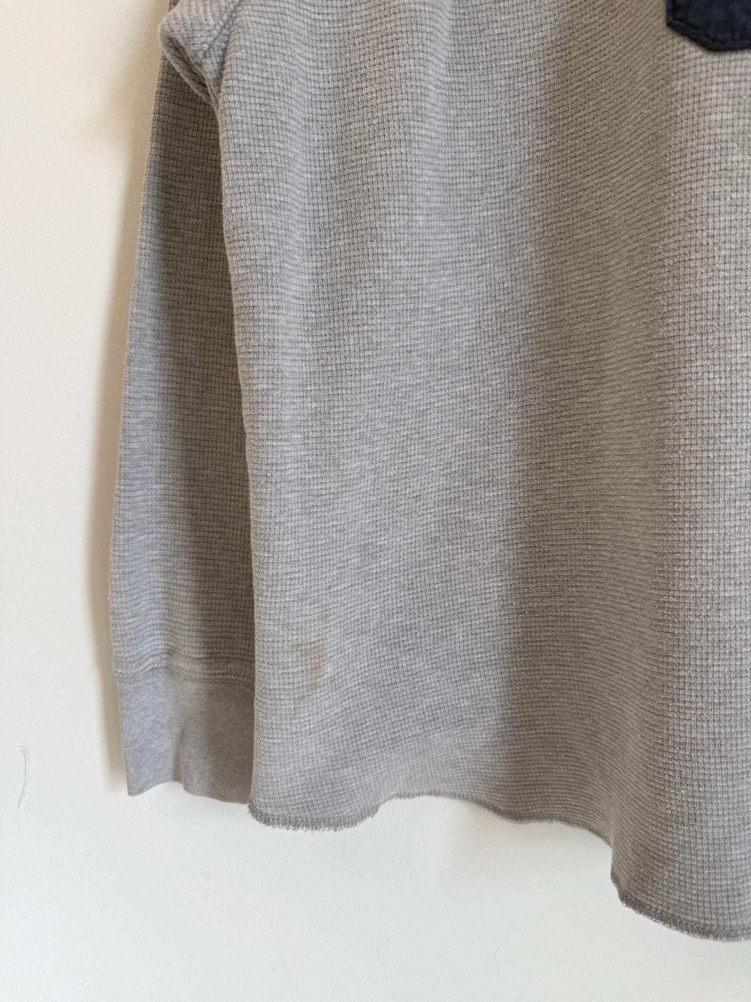 3A-110-CH Grey New York Textured Crewneck