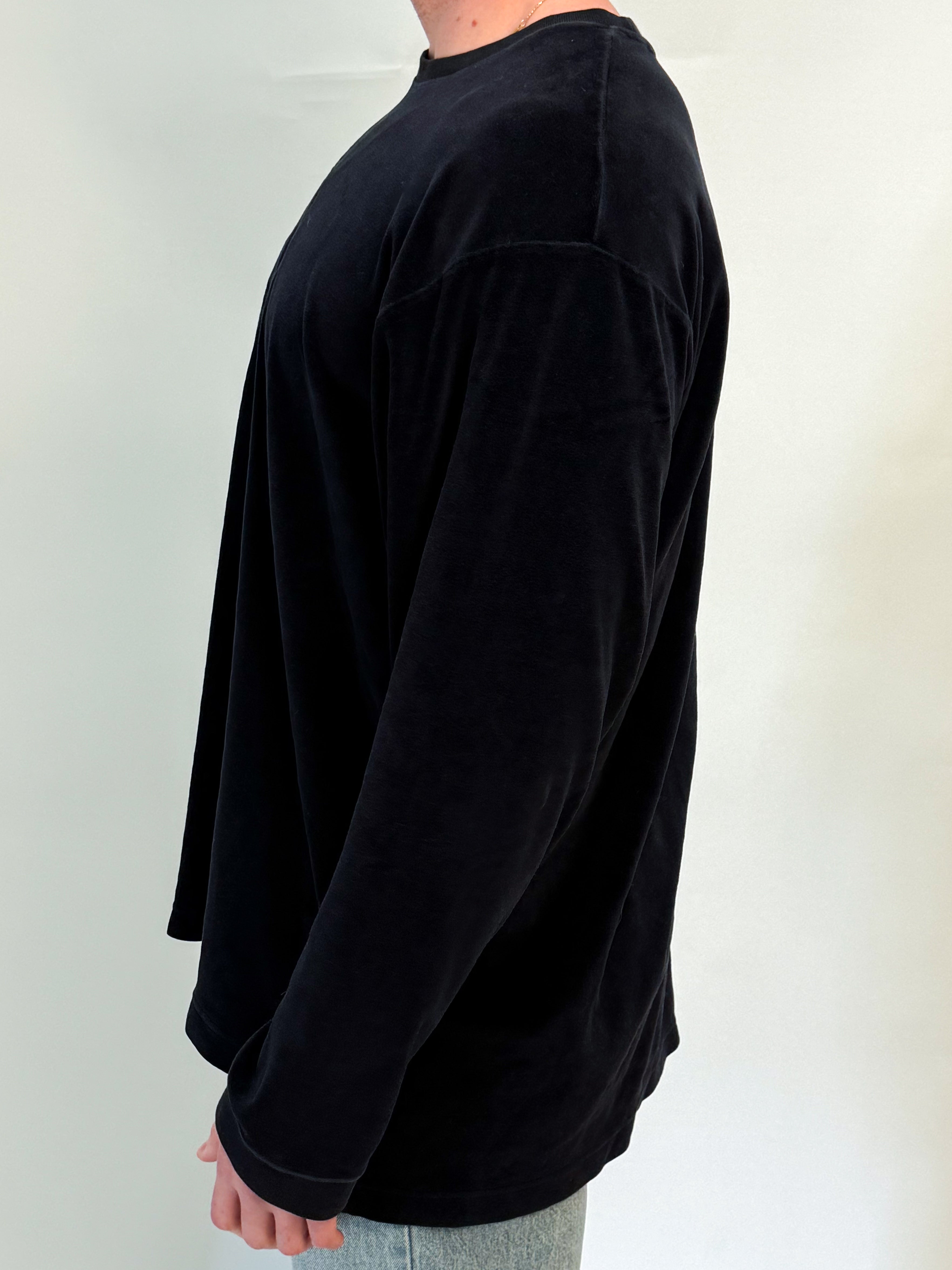 1A-143-CH Black Nike Fleece Sweatshirt