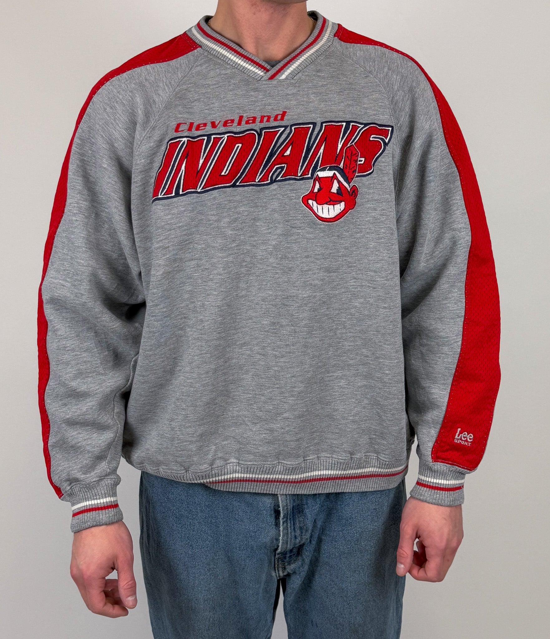 1A-86-CH Cleveland Sports Crewneck