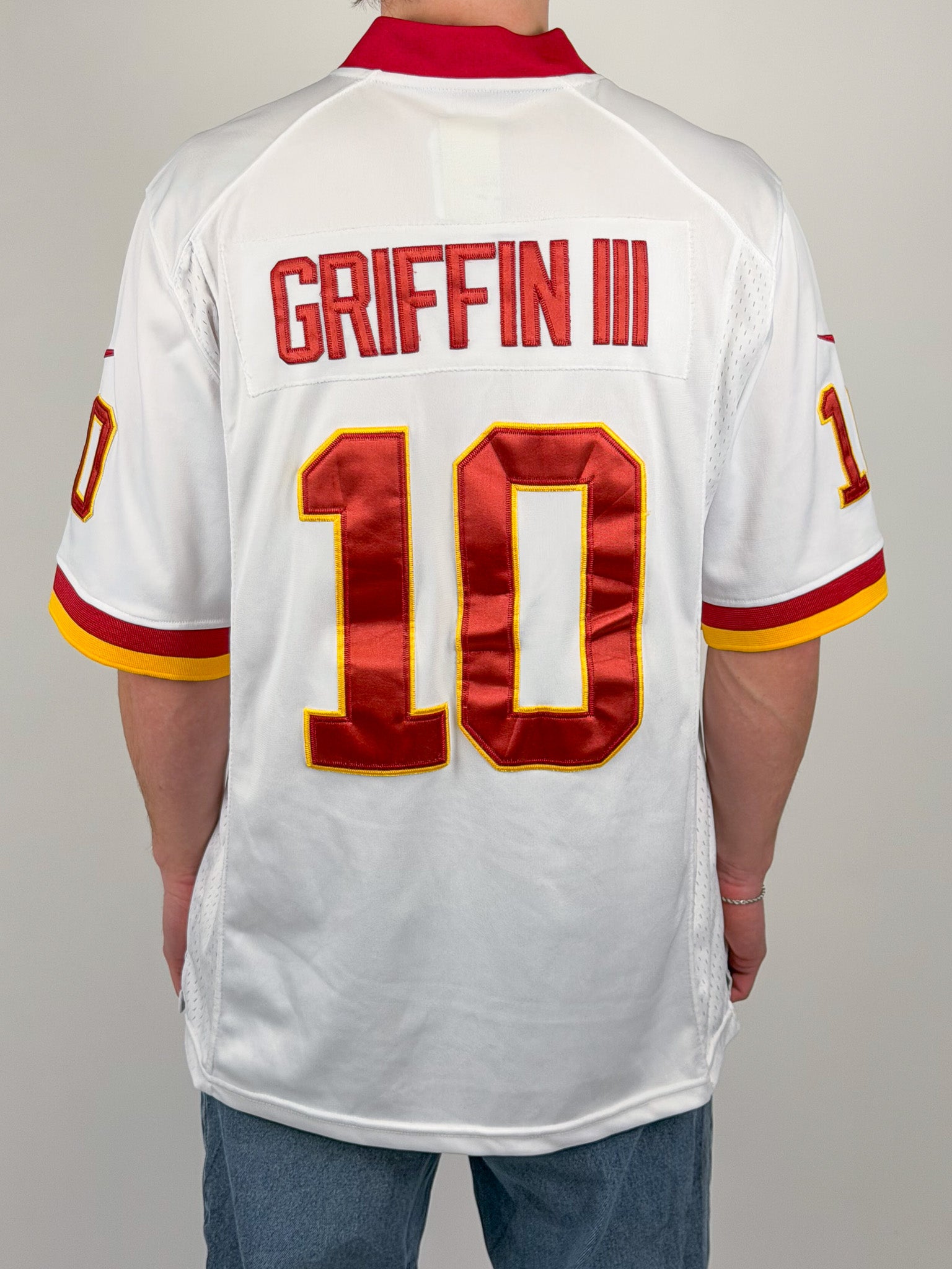 1A-111-CH White Redskins NFL Jersey
