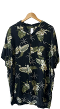 9-228 Hawaiian Button Up