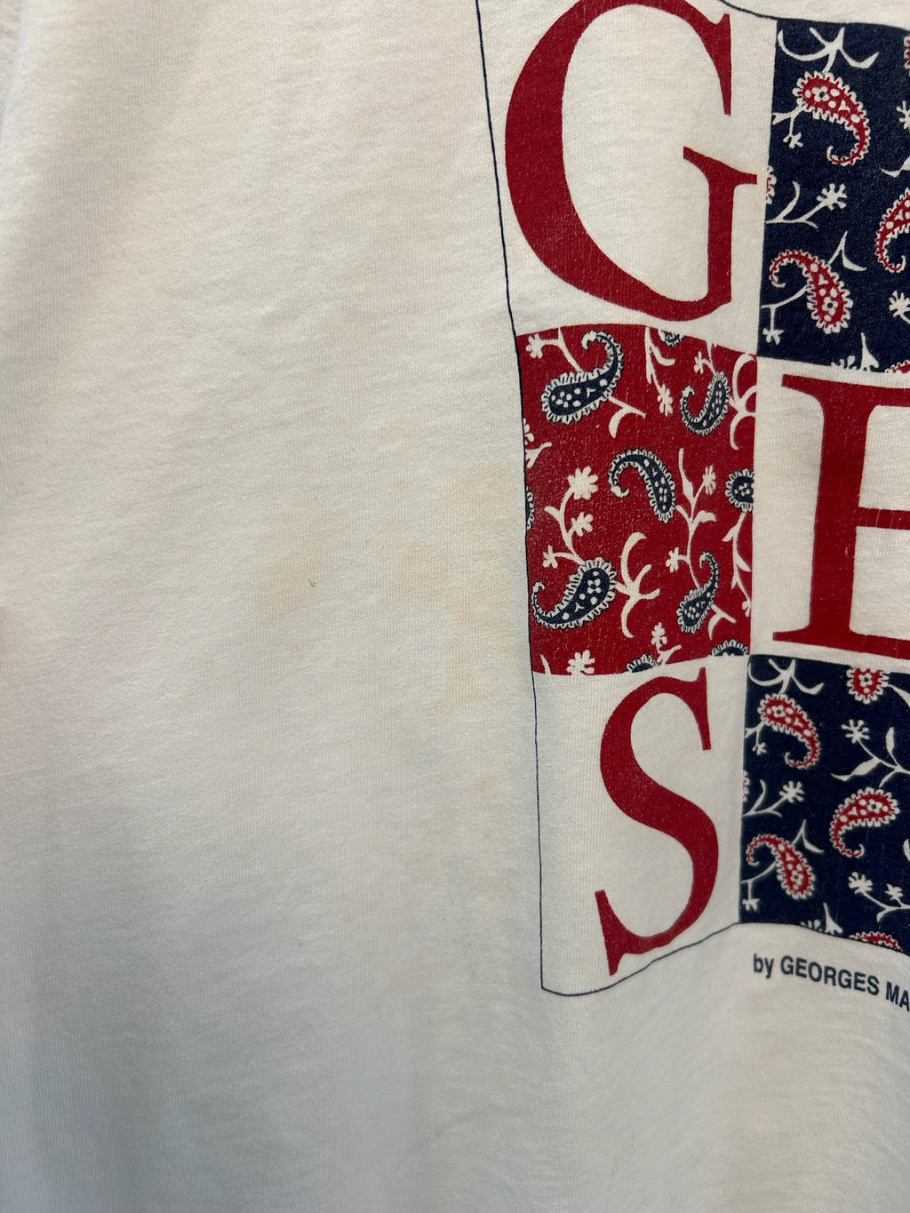 1A-1-CH White Guess Paisley Tee
