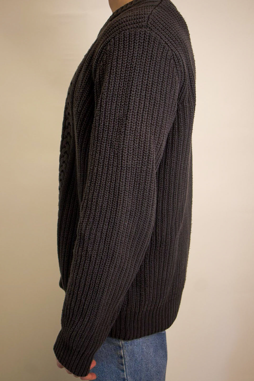 1A-122-CH Black Deus Knit