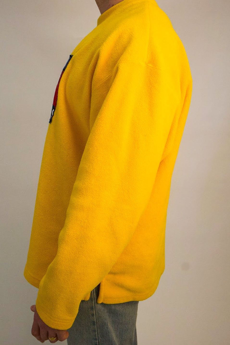 1A-183-CH Yellow Tommy Fleece Crew