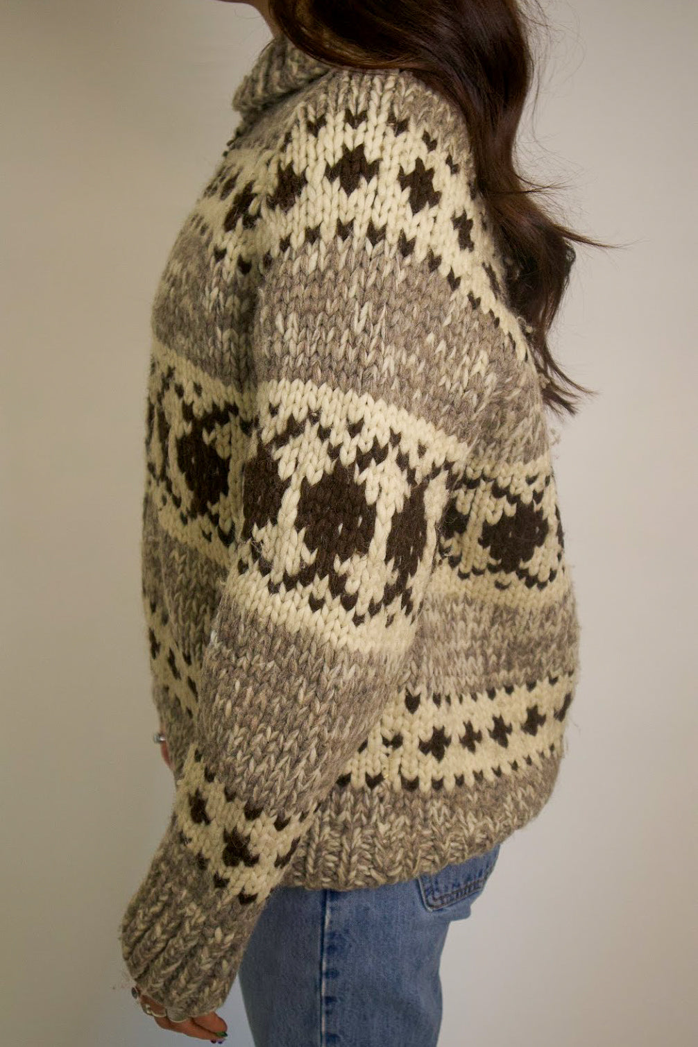 1A-186-CH Hand Knit Cowichan Sweater