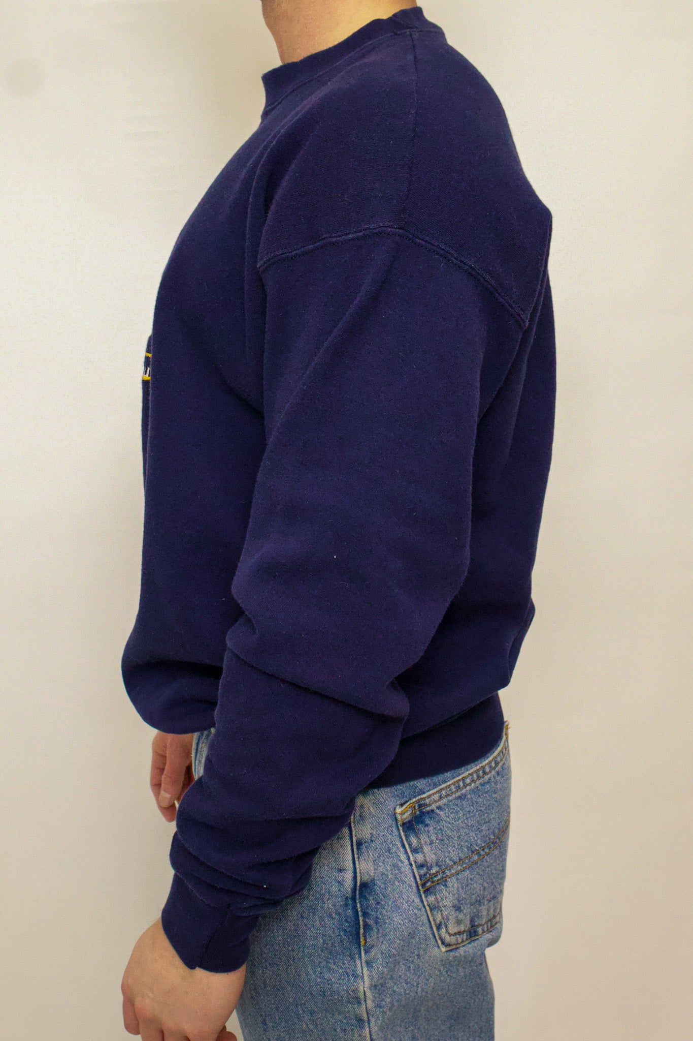 1A-84-CH Navy Mountaineers Crewneck